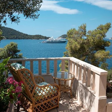 Apartments Lastovo Silic エクステリア 写真