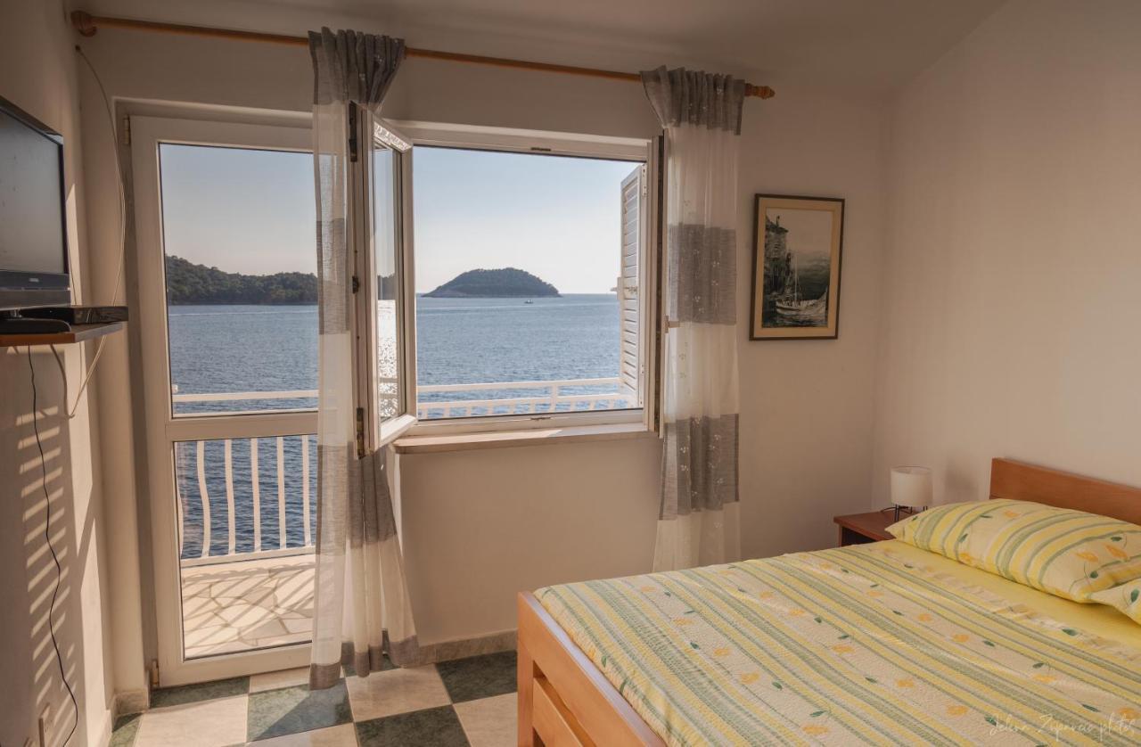 Apartments Lastovo Silic エクステリア 写真